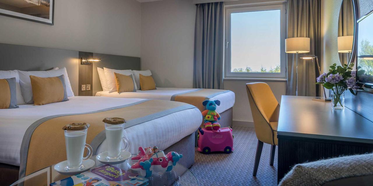 มัลดรอน โฮเต็ล นิวคาสเซิล Hotel นิวคาสเซิล อะพอน ไทน์ ภายนอก รูปภาพ